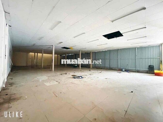 CHO THUÊ MẶT BẰNG - MẶT TIỀN CHỢ  DT: 11m * 25m