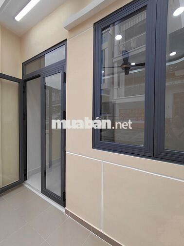 Cho thuê nhà 2 lầu đường số 10 phường tân quy Quận 7