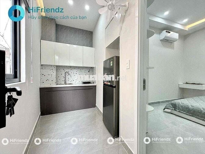 CHDV 1PN TÁCH BẾP VÀ BAN CÔNG FULL NỘI THẤT GẦN SÂN BAY