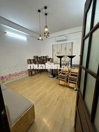 HXH 8m Bàu Cát 8 - DT: 4x18m [3 Tầng], Nhà mới ở ngay. Giá 25tr/tháng