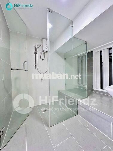 Căn hộ duplex hiện đại, dịch vụ free như gym, hồ bơi, vệ sinh phòng,..