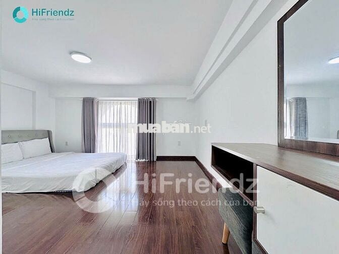 Căn hộ duplex hiện đại, dịch vụ free như gym, hồ bơi, vệ sinh phòng,..