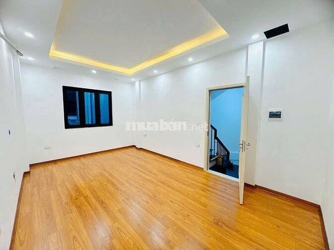 NGÕ VĂN HƯƠNG - VỊ TRÍ ĐẸP - HAI MẶT NGÕ • GẦN PHỐ • MỚI ĐẸP Ở NGAY