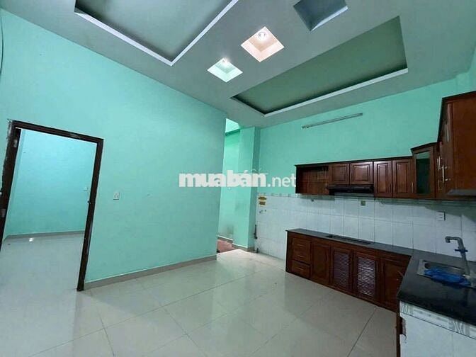 Chủ gửi bán nha trong chợ VIỆT KIỀU, TÂN THÔNG HỘI, CỦ CHI, giá 5 tỷ 2