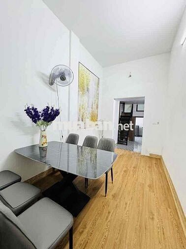 BÁN CĂN TẬP THỂ GIẢI PHÓNG – THANH XUÂN, 80m² – 2 NGỦ, 2WC – Ở NGAY 🔥