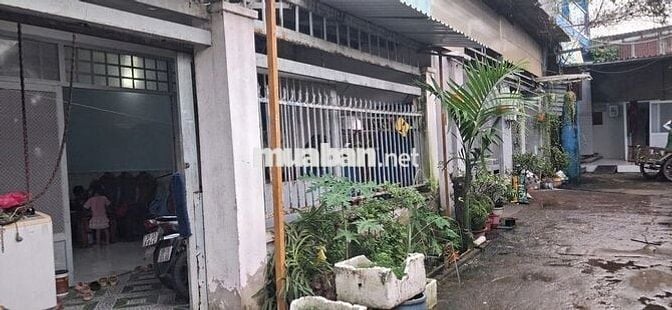 Cho thuê nhà nguyên căn Chợ Thới Tứ 6.5x18m, 2PN, 2WC, Full nội thất.