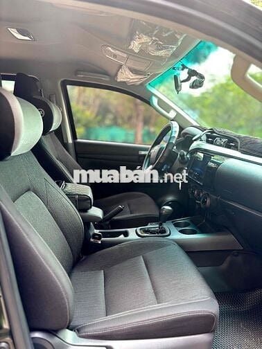 Toyota Hilux 2024 - SIÊU LƯỚT - 1 CHỦ