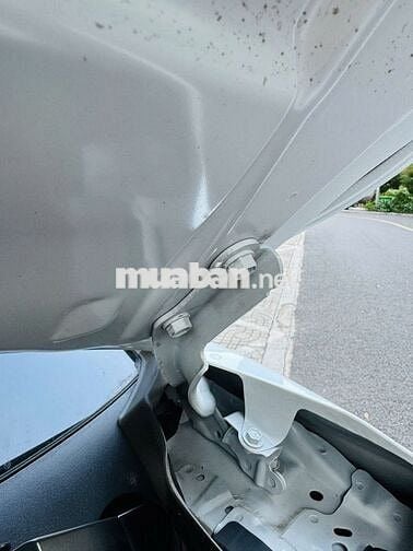 Toyota Camry 2.5 HEV Top 2025 - 8000km