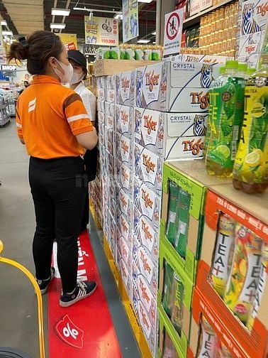 CỬA HÀNG CẦN GẤP 5 NV BÁN HÀNG, 2 TẠP VỤ, 3 NHÂN VIÊN KHO TẠI QUẬN 5