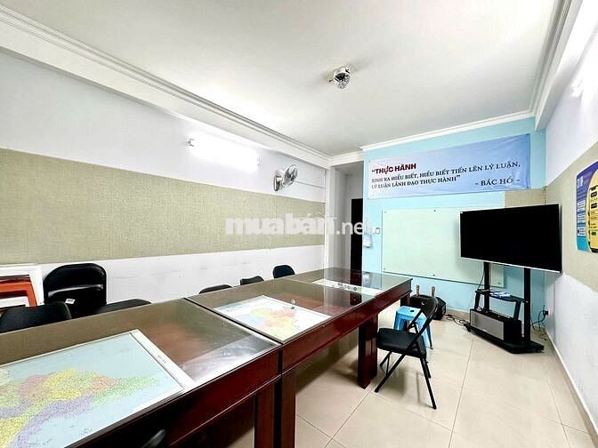 NHÀ NGUYÊN CĂN 1 TRỆT 3 LẦU, 6 PHÒNG NGỦ.