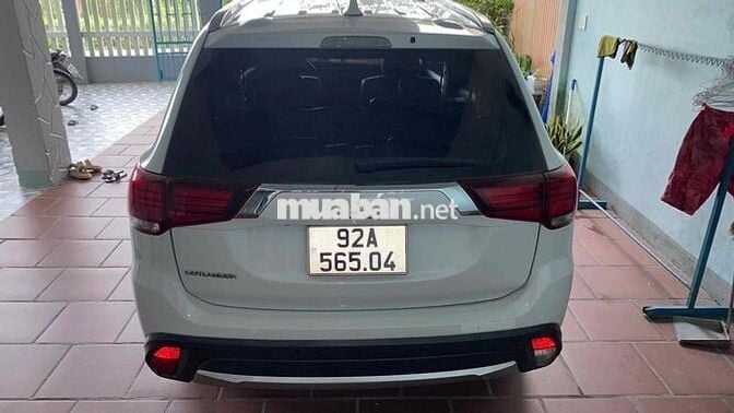 Mitsubishi Outlander 2019 2.0 CVT - 140000 km