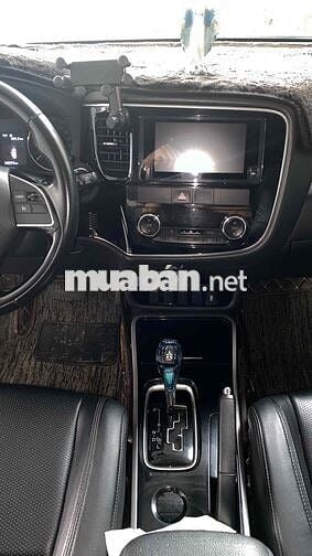 Mitsubishi Outlander 2019 2.0 CVT - 140000 km