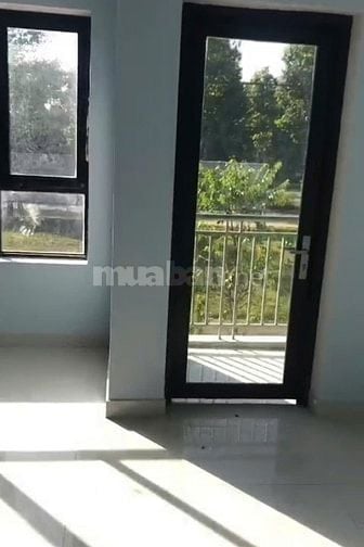 Bán Nhà ( 5x15m), MT đẹp 12m , vành đai 4 , Bến Cát BD., hướng Nam,