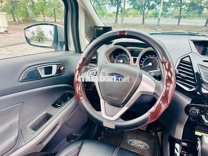 Ford Ecosport số tự động, bản đủ Titanium