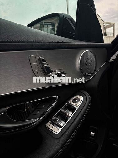 Mercedes Benz C Class 2016 C300 AMG - 67890 km