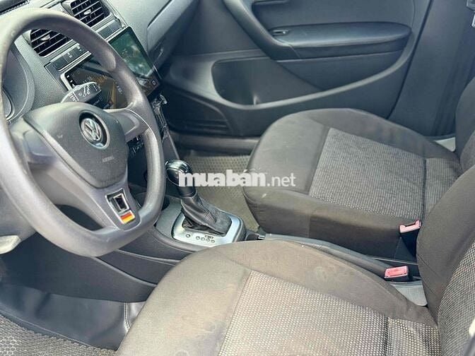 Volkswagen Polo 2016 1.6 Hatchback - 121000 km