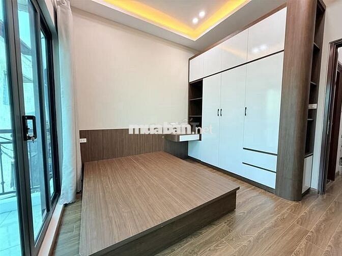 Bán nhà LÔ GÓC- 35m- full nội thất tại Tây Mỗ