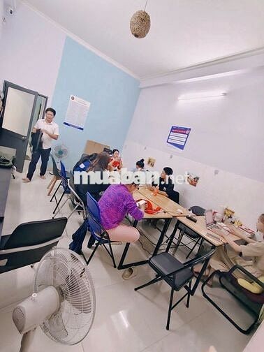 NHÀ NGUYÊN CĂN 1 TRỆT 3 LẦU, 6 PHÒNG NGỦ.