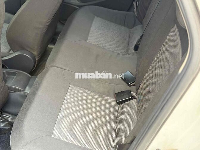 Volkswagen Polo 2016 1.6 Hatchback - 121000 km