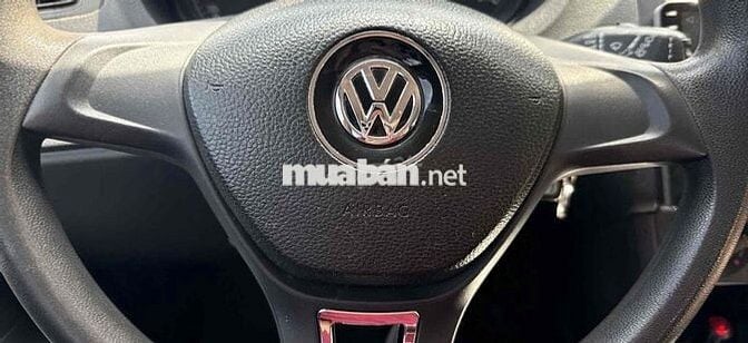 Volkswagen Polo 2016 1.6 Hatchback - 121000 km