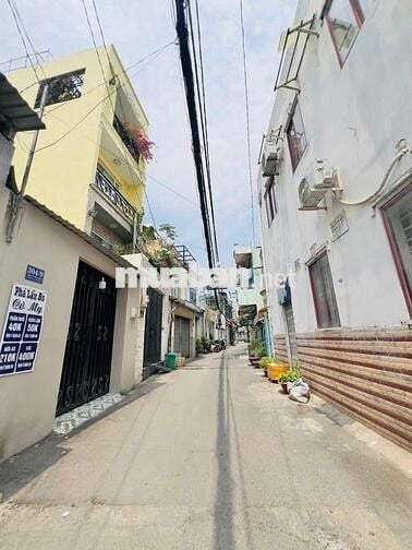 Nhà gần Eaon Tân Phú hẽm 5m dt 32m2 vuông giá 4,1 tỷ thương lượng