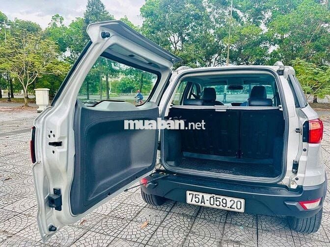 Ford Ecosport số tự động, bản đủ Titanium