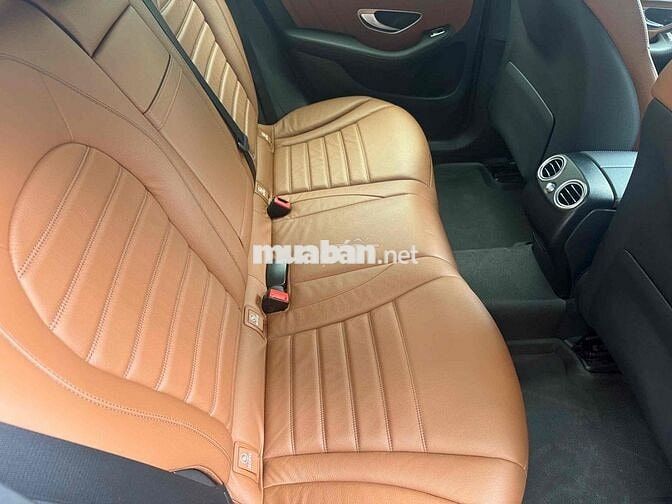 Mercedes Benz GLC 300/4Matic 2022 - 12000 km Xanh