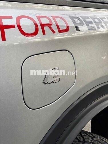 Ford Ranger 2023 XLS 2.0 4x2 AT đăng ký 2024