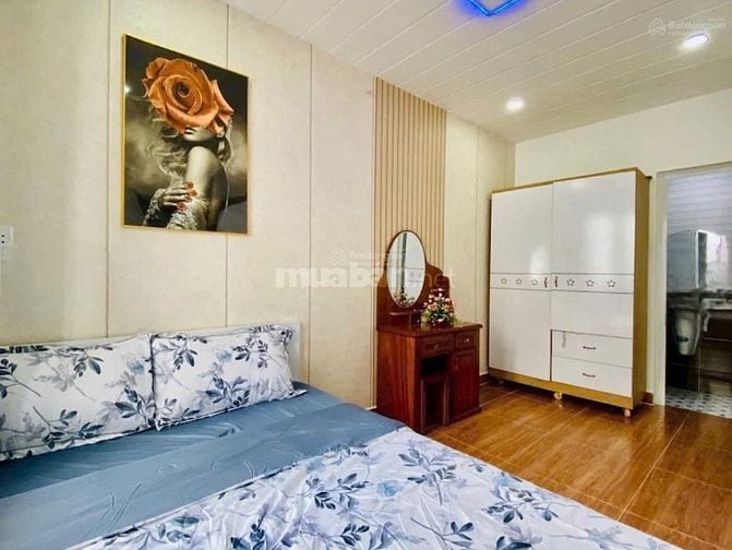 Bán nhà Bến Vân Đồn, Q4 khu vực giáp Q1 giá 1tỷ850 diện tích 48m2 