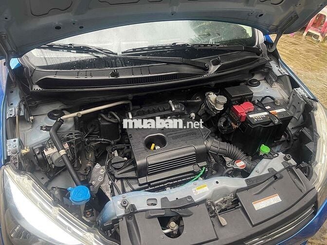 Suzuki Celerio 2018 1.0 CVT - 100000 km