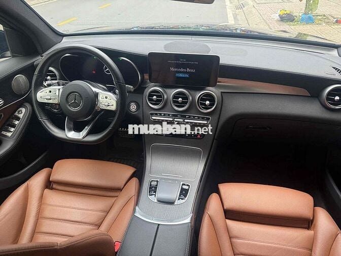 Mercedes Benz GLC 300/4Matic 2022 - 12000 km Xanh