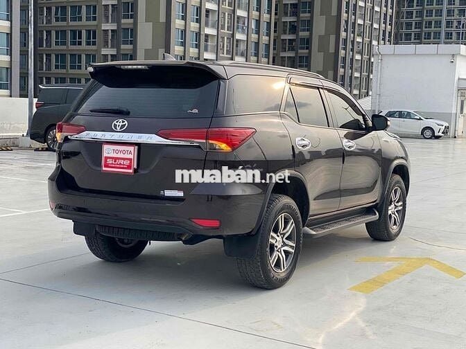 Toyota Fortuner 2016 2.7V 4x2 - 101000 km