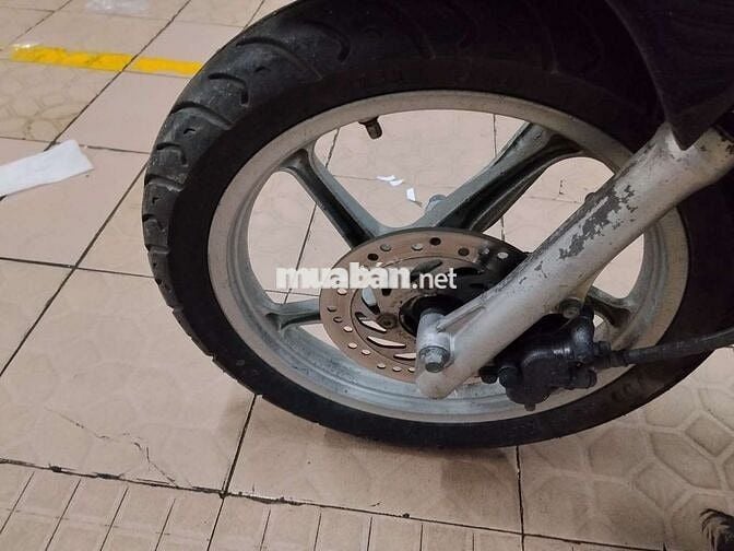 Bán xe click 110, màu đen.