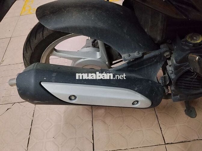 Bán xe click 110, màu đen.