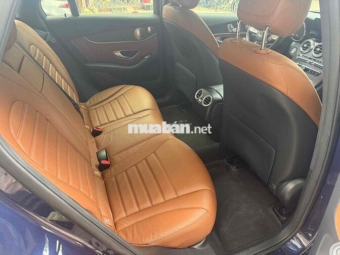 Mercedes Benz GLC 300/4Matic 2022 - 12000 km Xanh