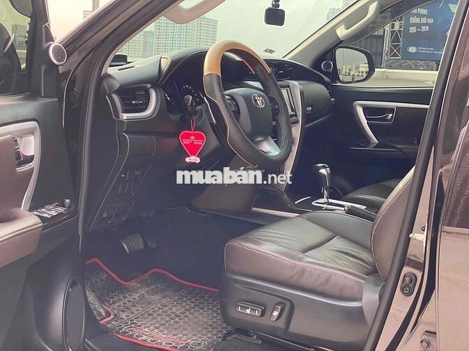 Toyota Fortuner 2016 2.7V 4x2 - 101000 km