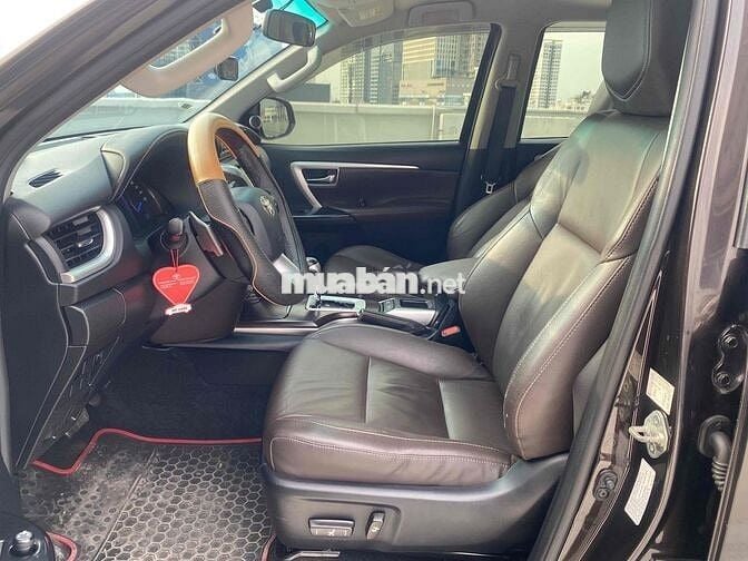 Toyota Fortuner 2016 2.7V 4x2 - 101000 km