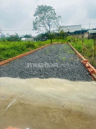 C/c bán lô 5x23m2, 103m2 thổ cư, 1 sẹc T.Tr Tân Hiệp, sát TT Hóc Môn 