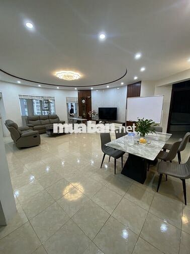 Hot nhỉnh 9 tỷ vào ngay CT5 Mỹ Đình Sông Đà 4PN 3VS 142m2 full đồ đẹp