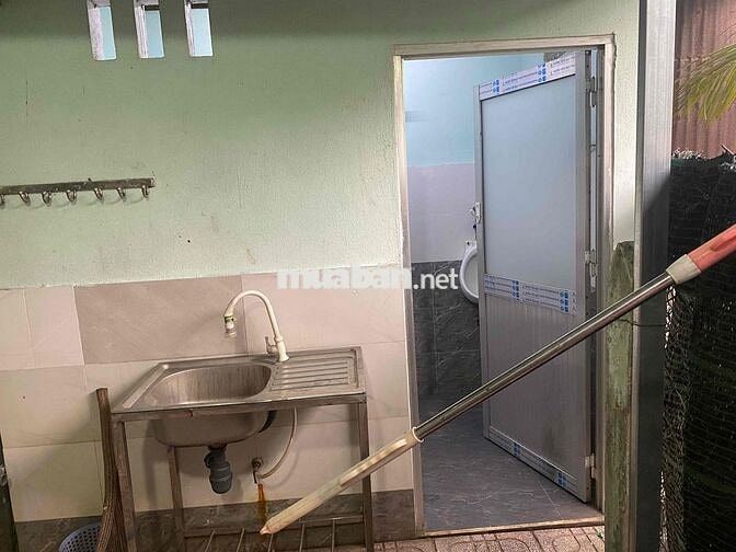 Mặt bằng kinh doanh cà phê sạc xe điện, kho chứa hàng, nơi sản xuất