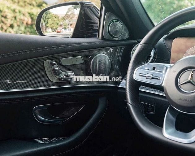Mercedes Benz E300 AMG 2019 - Hỗ Trợ Vay Tối Đa