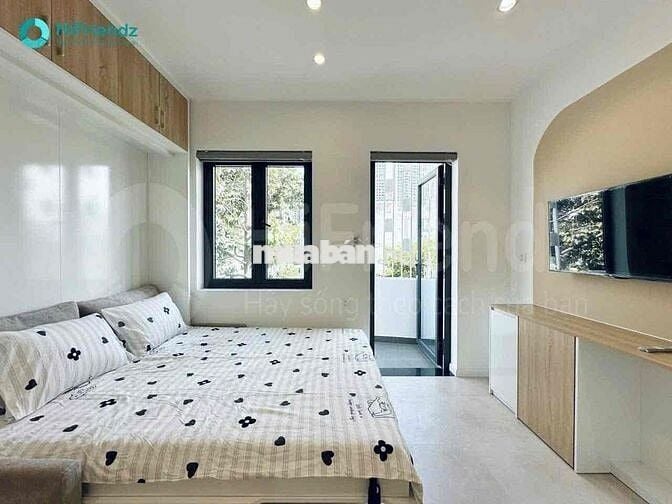 Căn Hộ Ban Công Máy Giặt Riêng Nguyễn Gia Trí Bình Thạnh Gần Hàng Xanh