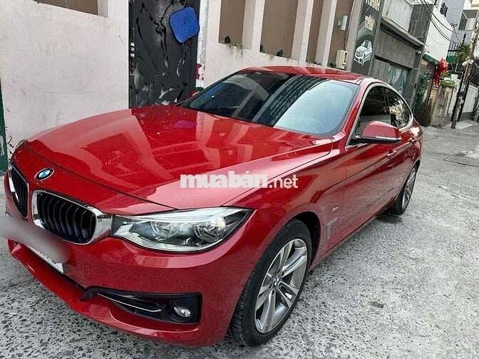BMW 3 Series 2017 320i GT - 70000 km