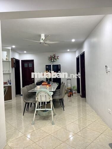 Hot nhỉnh 9 tỷ vào ngay CT5 Mỹ Đình Sông Đà 4PN 3VS 142m2 full đồ đẹp