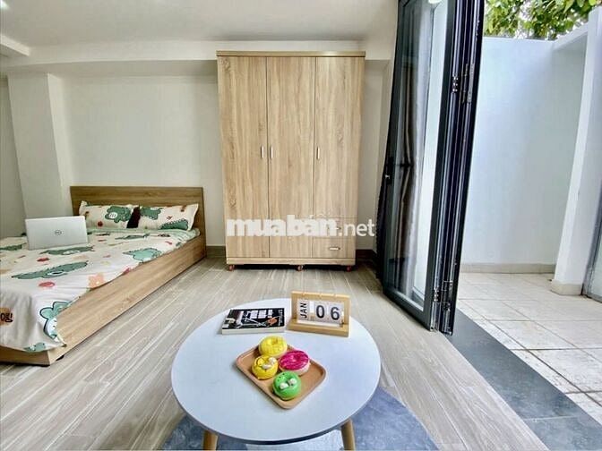 Cho Thuê Căn Hộ Ban Công Rộng 50m2 Full Nội Thất ở D5, Bình Thạnh