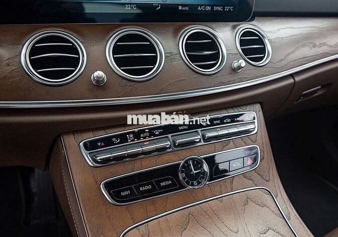 Mercedes Benz E200 Exclusive 2020 - Siệu Cọp