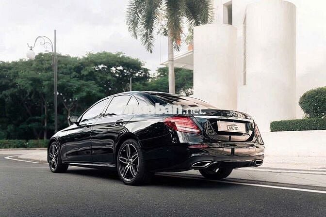 Mercedes Benz E300 AMG 2019 - Hỗ Trợ Vay Tối Đa