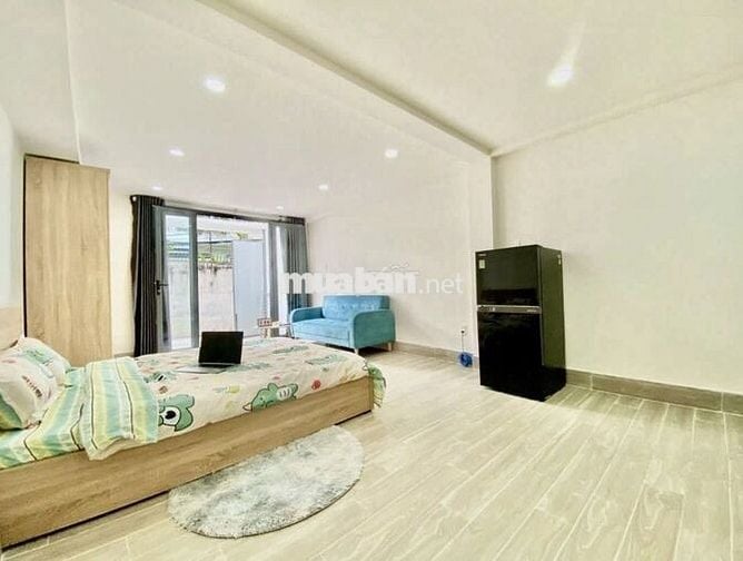 Cho Thuê Căn Hộ Ban Công Rộng 50m2 Full Nội Thất ở D5, Bình Thạnh