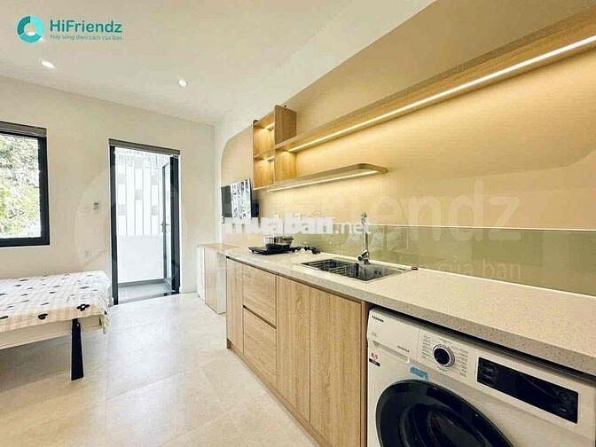 Căn Hộ Ban Công Máy Giặt Riêng Nguyễn Gia Trí Bình Thạnh Gần Hàng Xanh