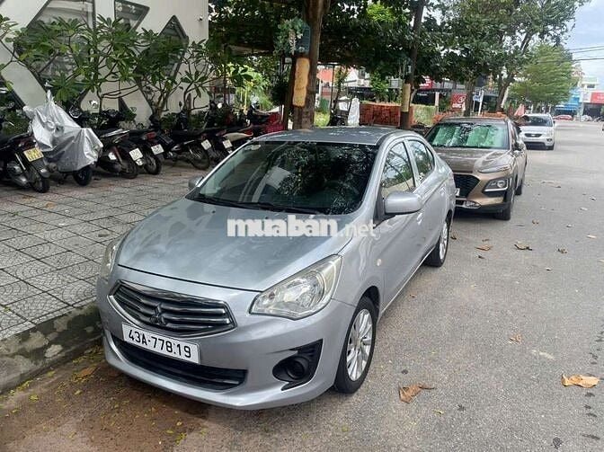 Bán Mitsubishi Atrger đời 2017 xe đẹp máy rin